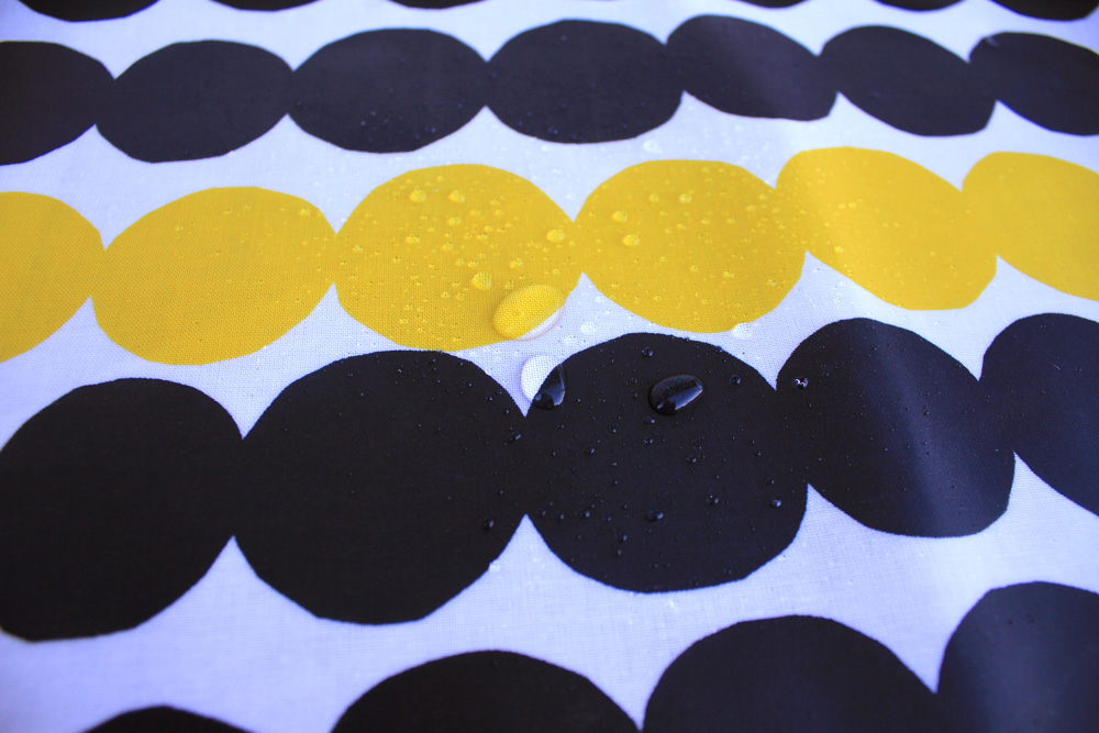 マリメッコ撥水生地でオーダーできる*【ロールスクリーン】 - 北欧の