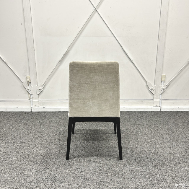 BoConcept ダイニングチェア Lausanne アイボリー系 ブラック系