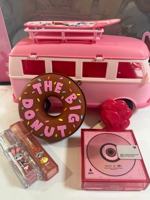 ズートピア]スペシャルmake up Busキット