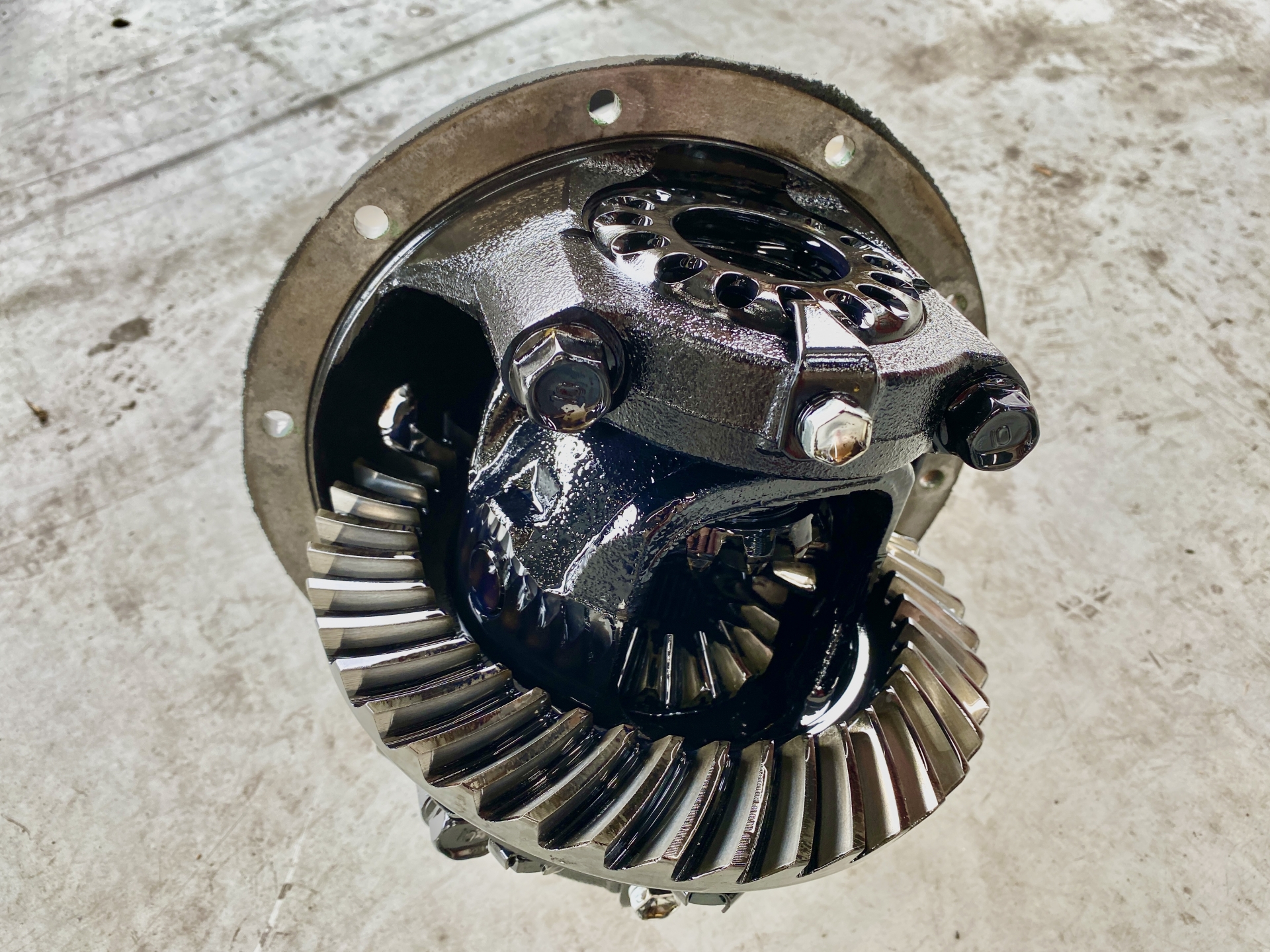 デファレンシャルギアとは？仕組みと役割を徹底解説！故障原因と