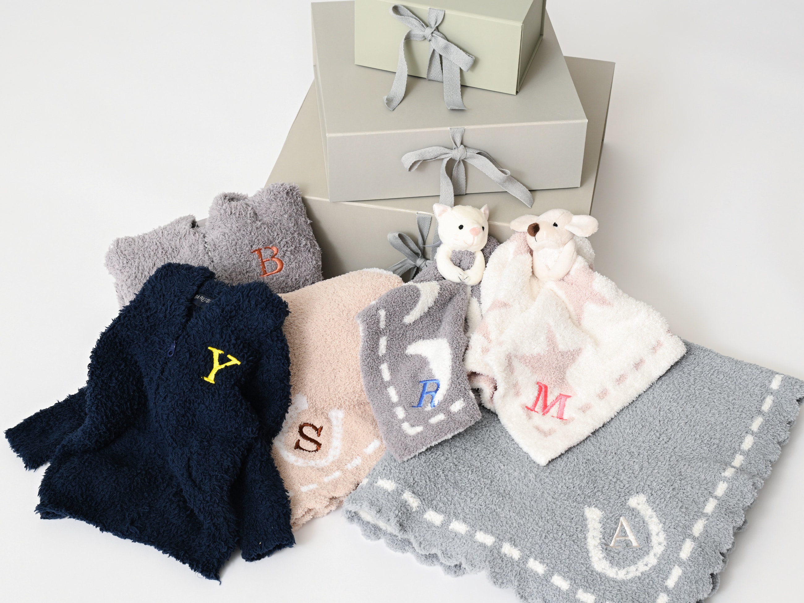 開催中】イニシャル刺繍入りで、特別な一枚に | NEWSの一覧