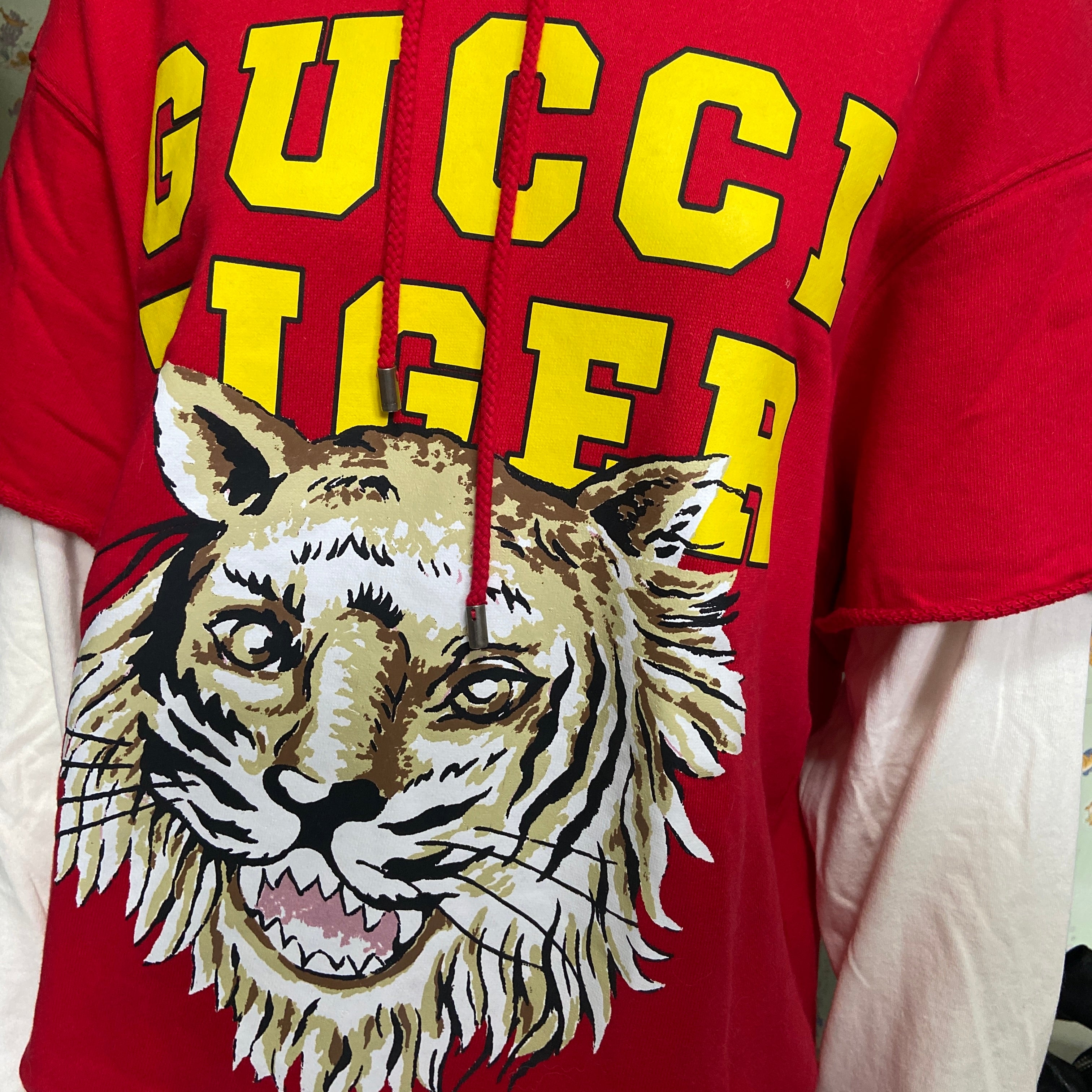 Gucci tiger red cut sleeve hoodie S – Dusty Archive