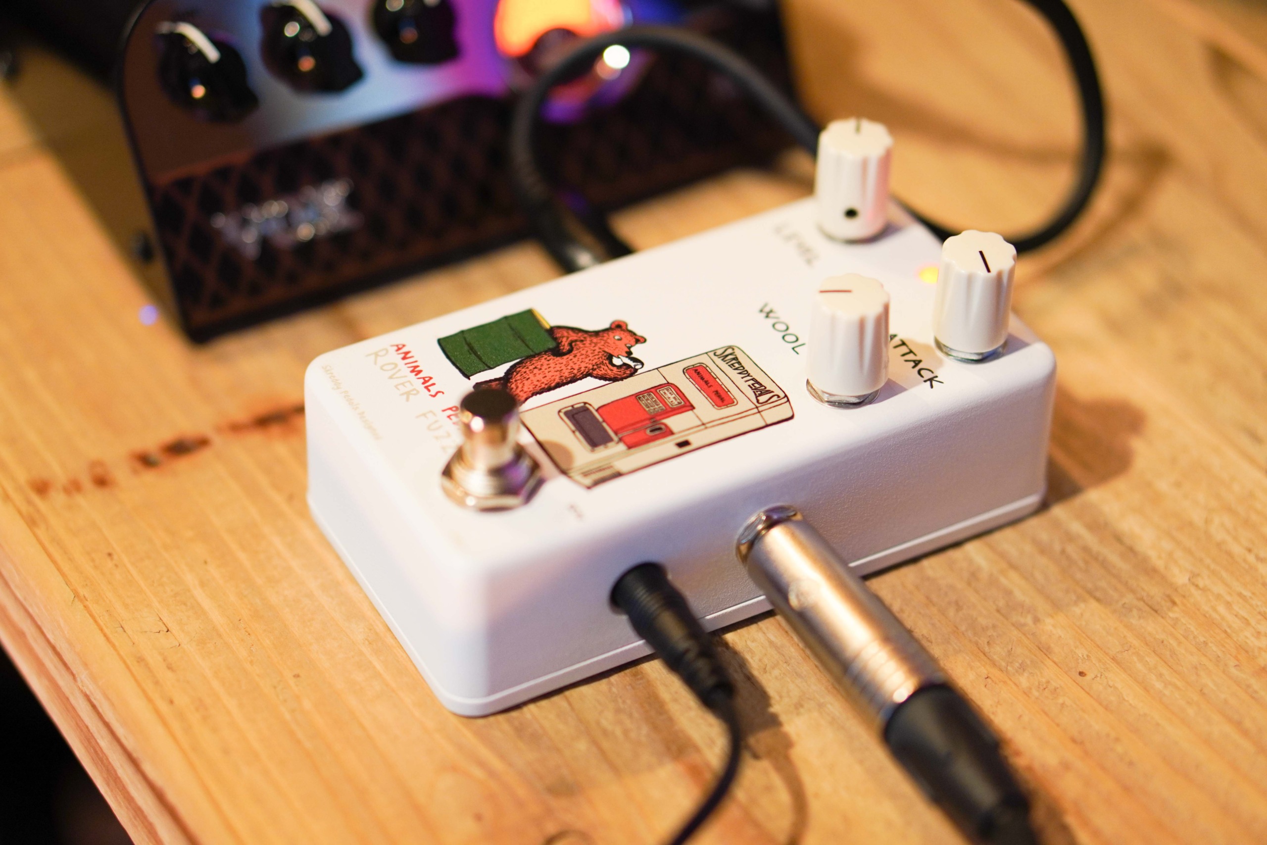 Animals Pedal Rover Fuzzの使用レビュー！見た目を裏切るみっちり濃い