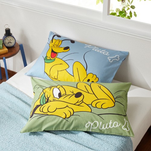 プルートのくつろぐ姿にほっこり！ベルメゾン ディズニー「枕カバー2柄