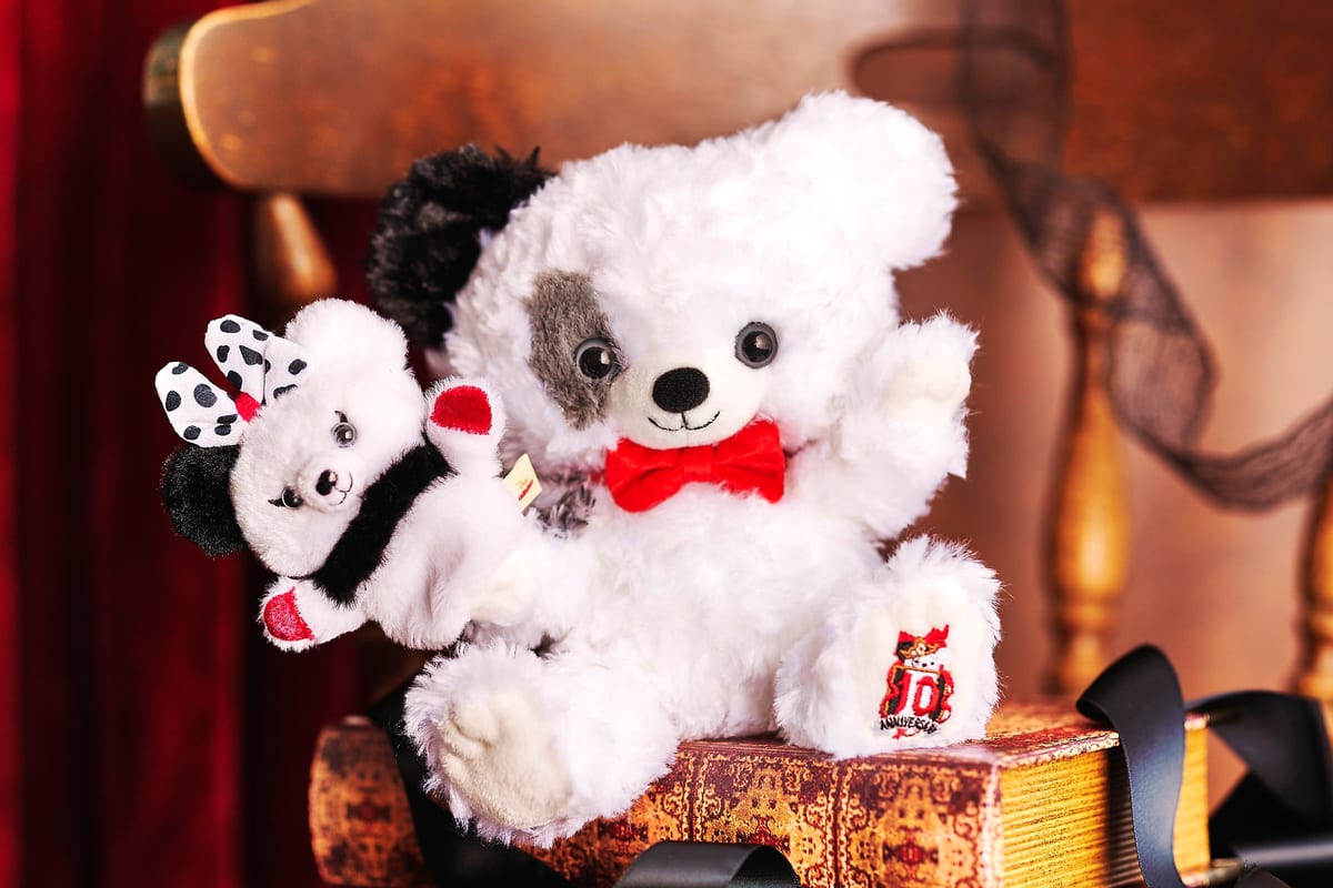 ストーリーアートを使用した特別なデザイン！ディズニーストア