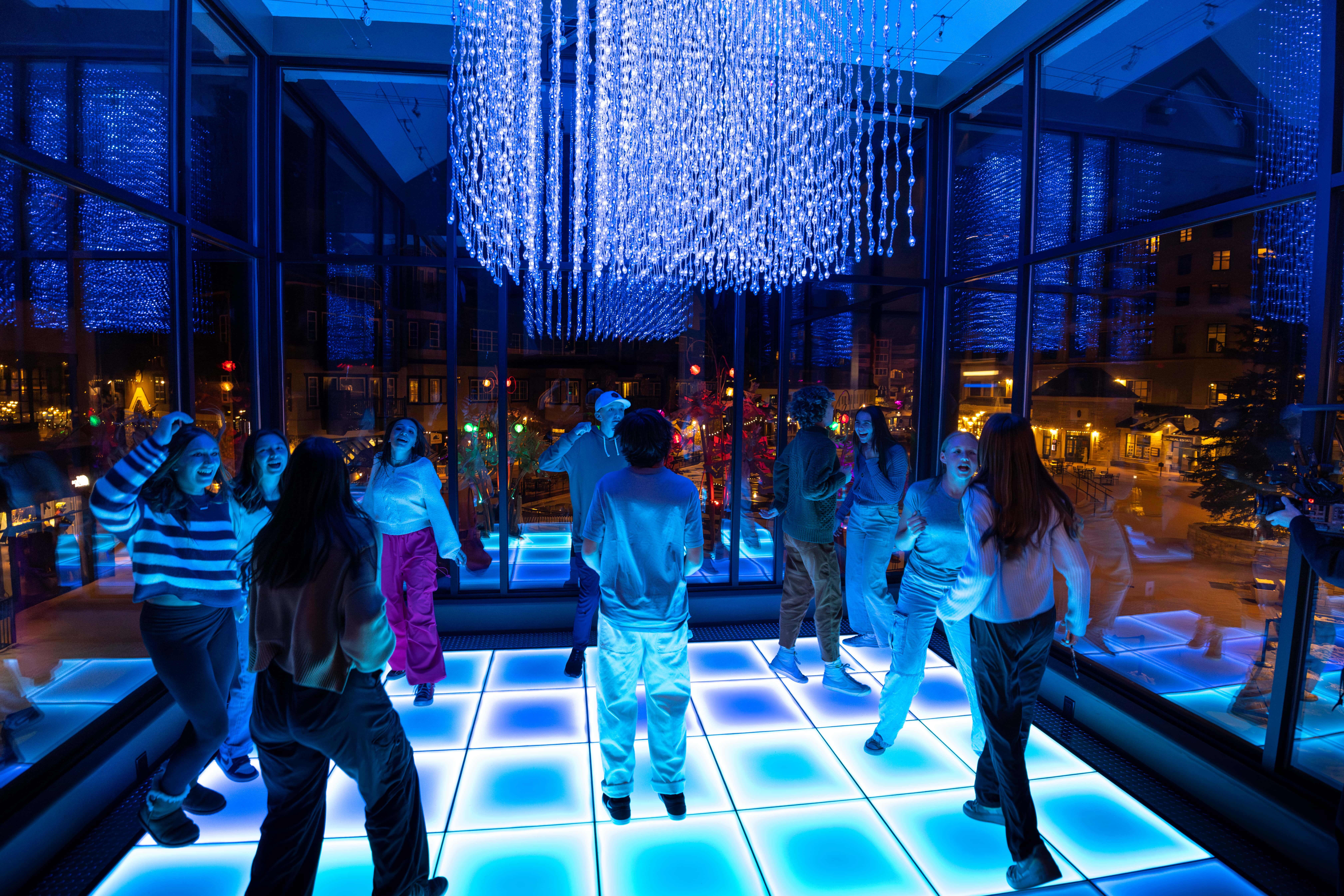 caption.jpg?w=1200&h=1200&s=1