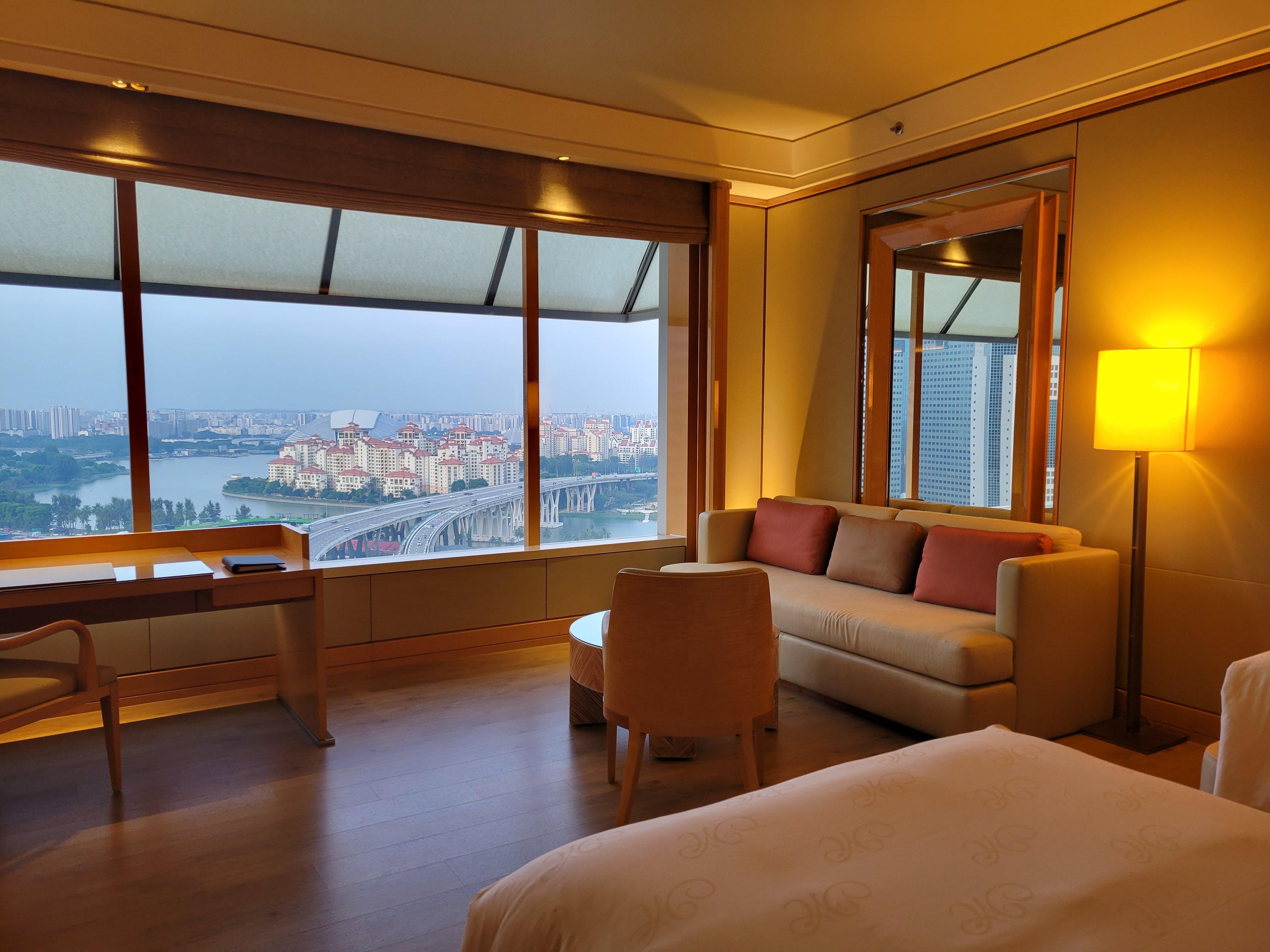 ザ・リッツ・カールトン ミレニア シンガポール (The Ritz-Carlton