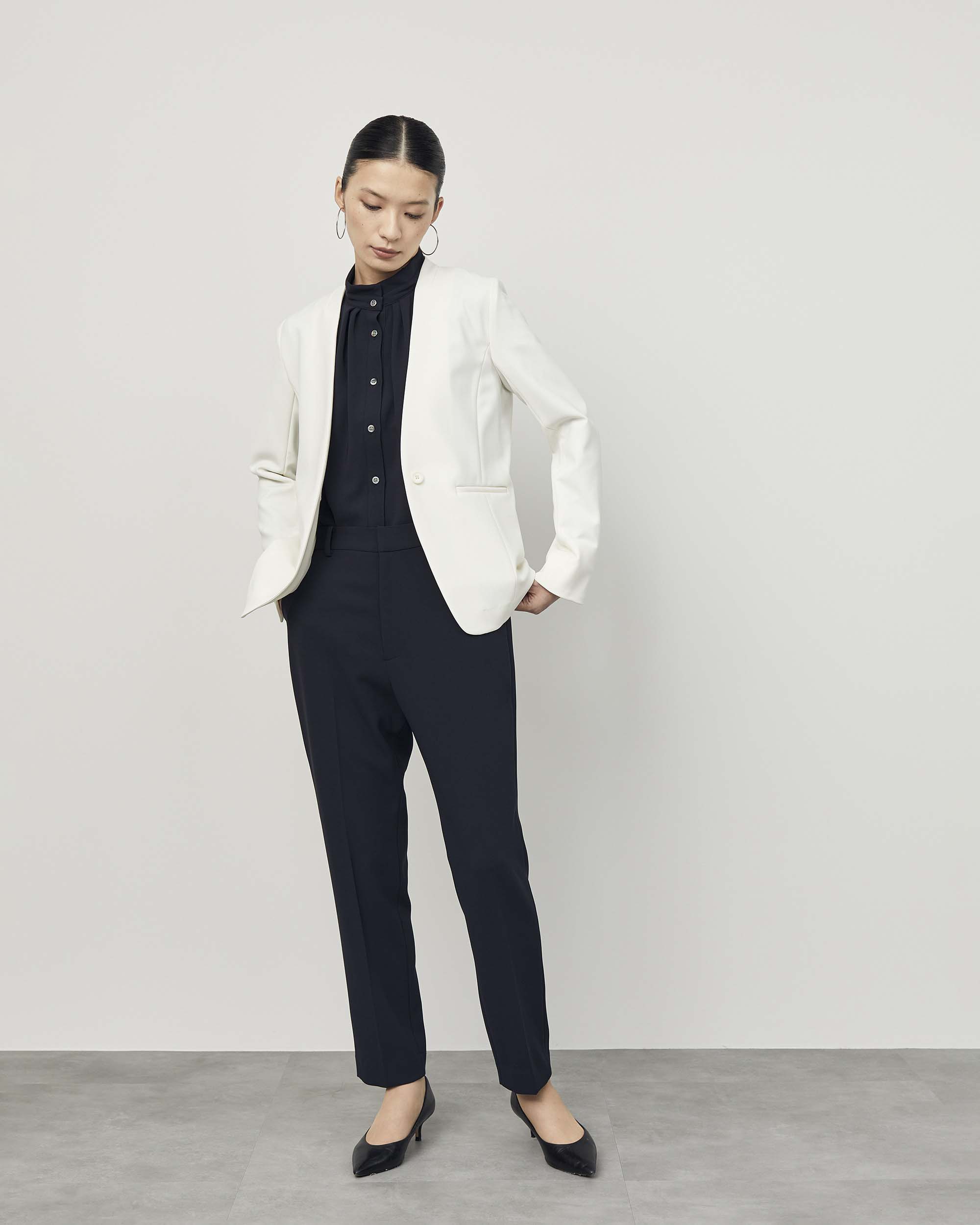 pstory_double-cloths-stand-