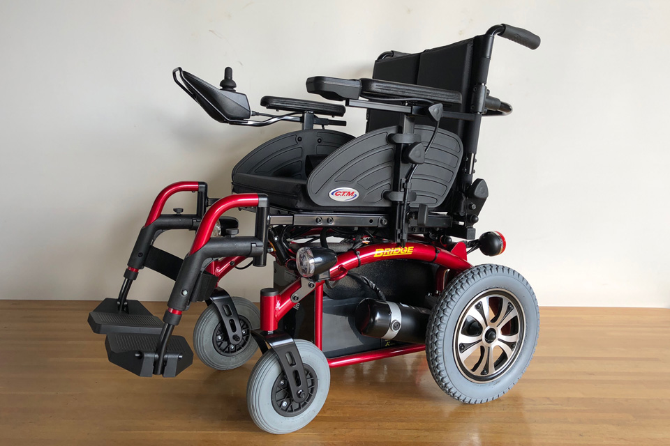 電動車いす「BRIDGE（ブリッジ）」デモ車を導入♪ | 新・イフの秘密基地