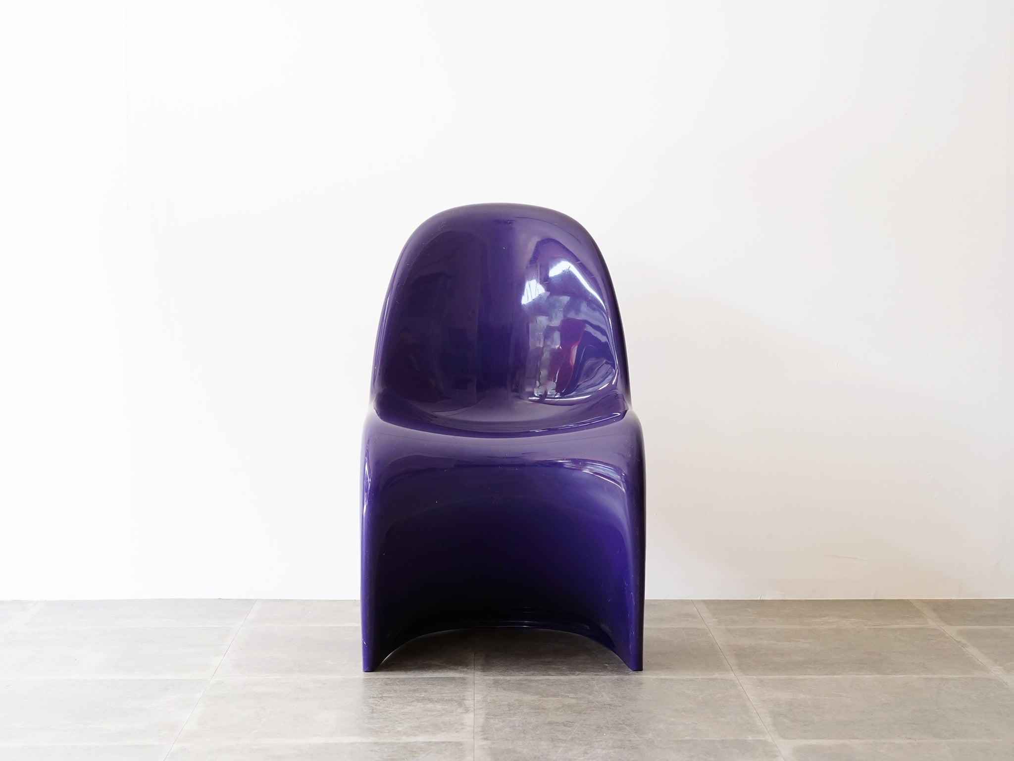 Verner Panton（ヴェルナー・パントン）パントンチェア “Panton Chair
