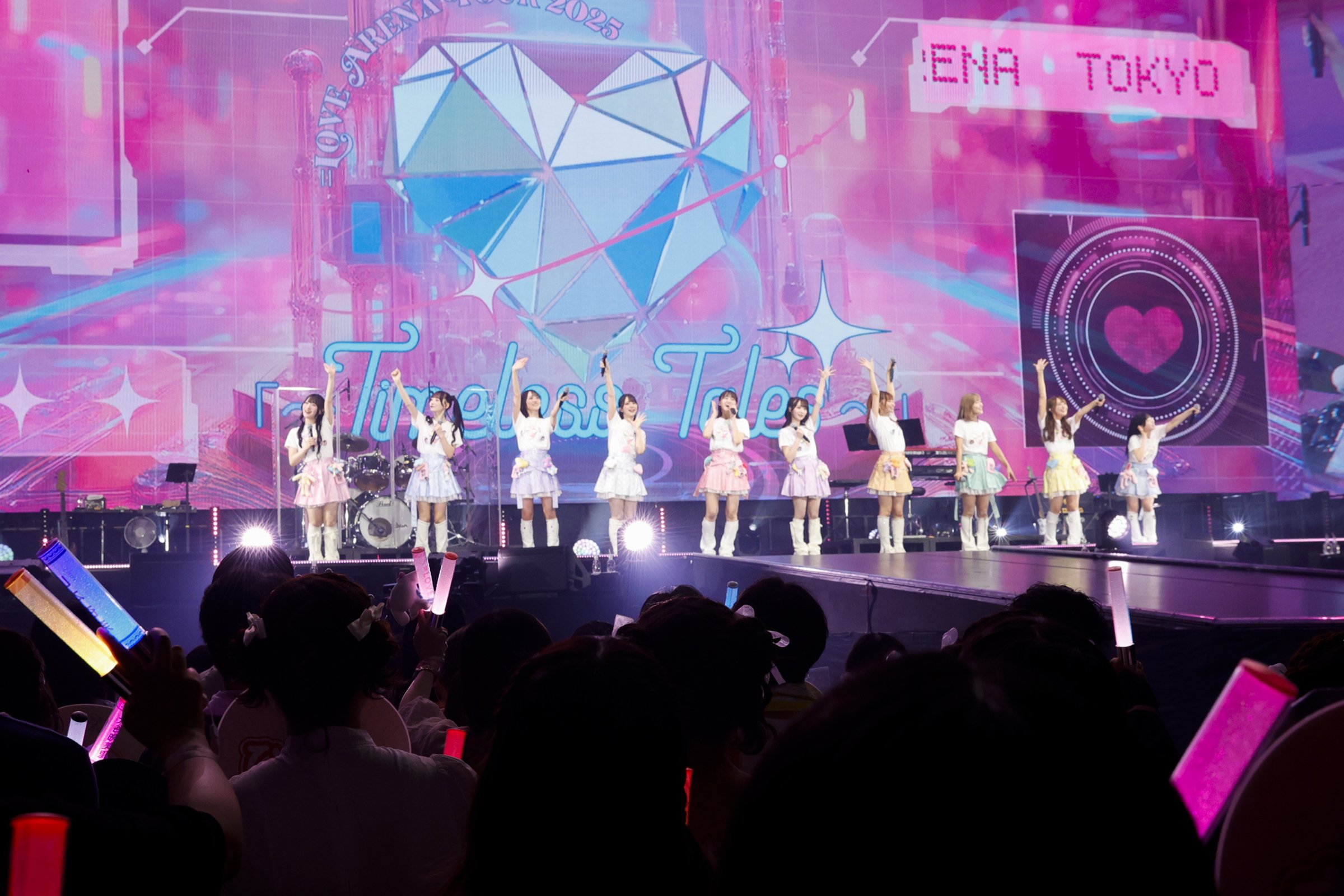 LOVE ARENA TOUR 2025「～Timeless Tales～」追加公演を有明アリーナに