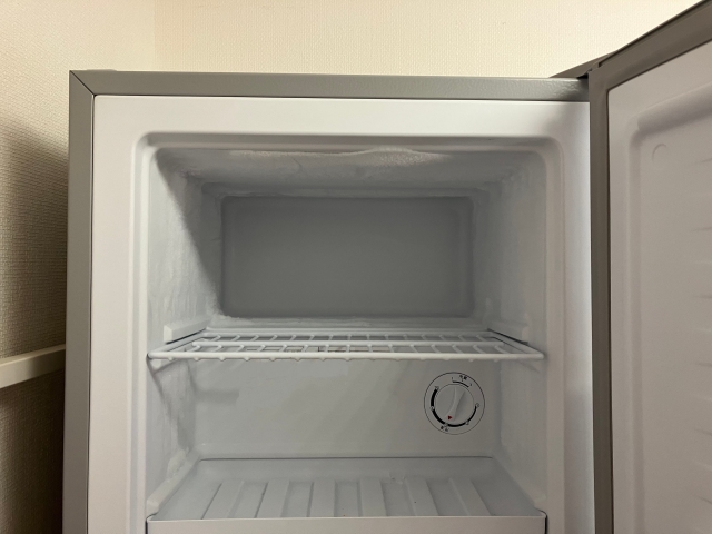 冷蔵庫の処分方法7選！捨て方や費用を解説【粗大ゴミで捨て