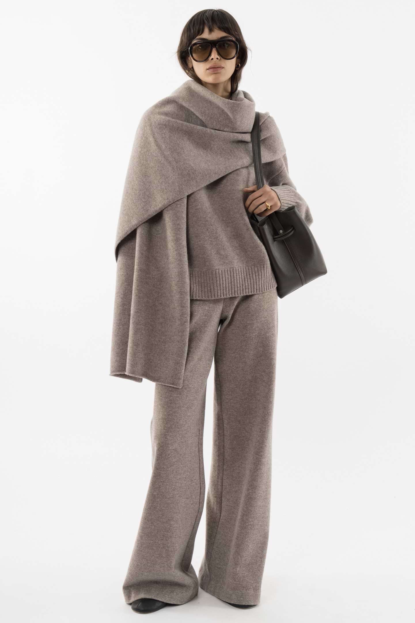 Knitted Sweater - Arakii