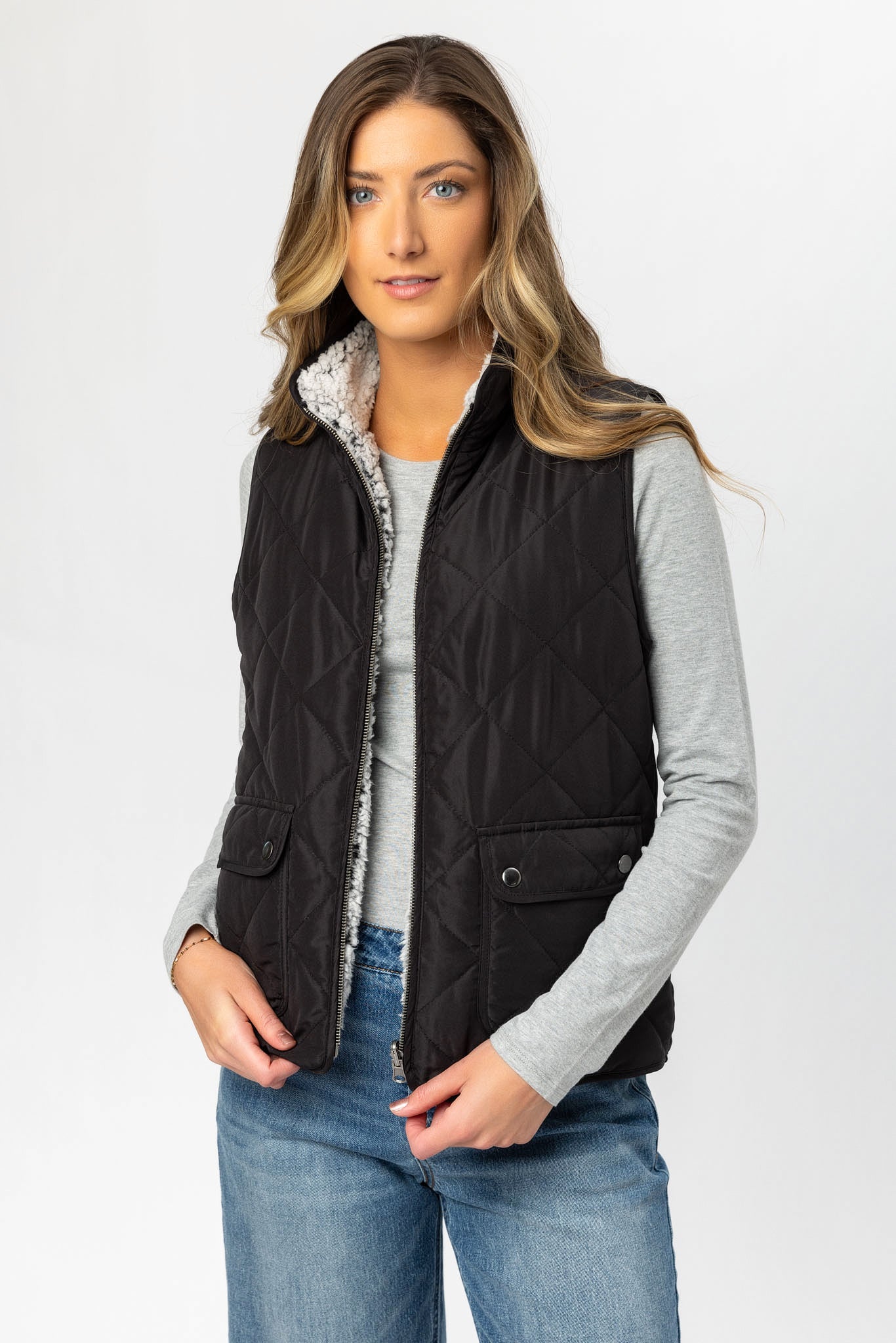 Quilted Reversible Vest – Eclipse