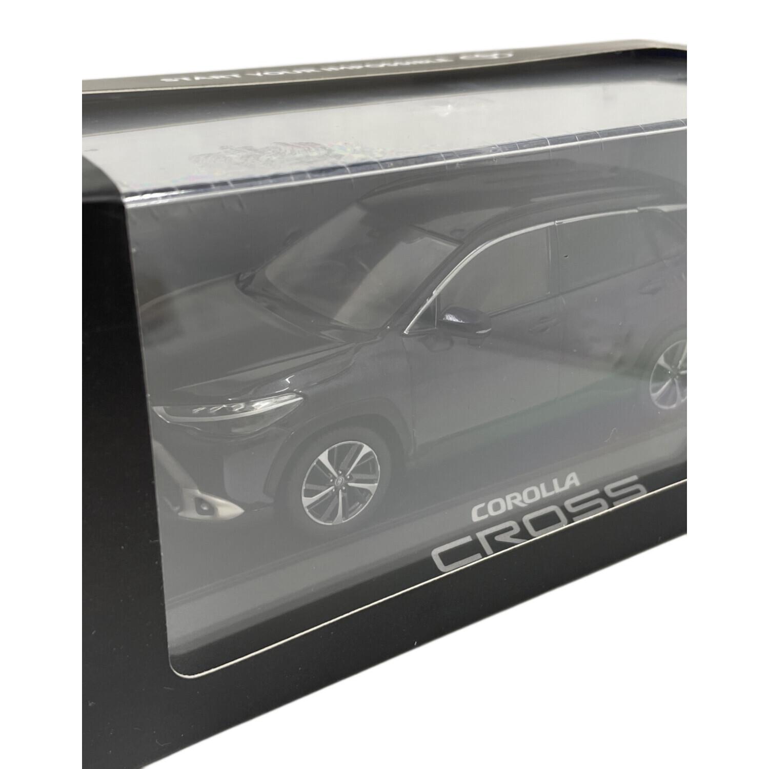 TOYOTA (トヨタ) カローラ クロス ミニカー（1/30スケール ダイ