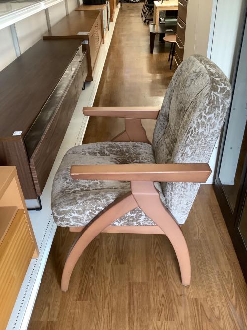 ポスチャーサポートチェア 腰痛対策｜トレファクONLINE