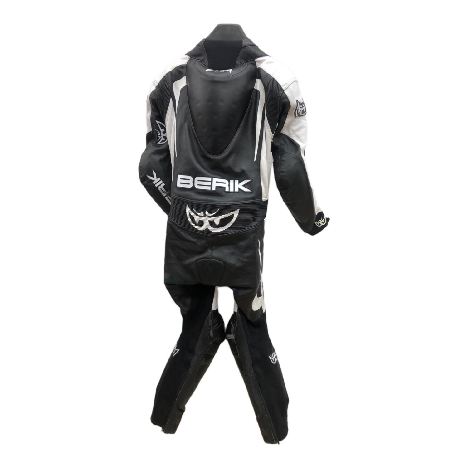 レザージャケット 牛革 56 サイズ 3XL相当 BERIK ベリック 新作 BERIK