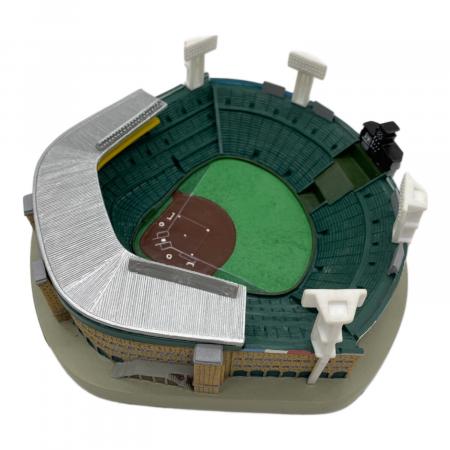 阪神甲子園球場 フィギュア 模型 2009年リニューアル記念｜トレファク