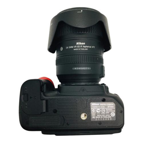 Nikon (ニコン) D7000 18-200VRⅡレンズキット デジタル一眼レフカメラ