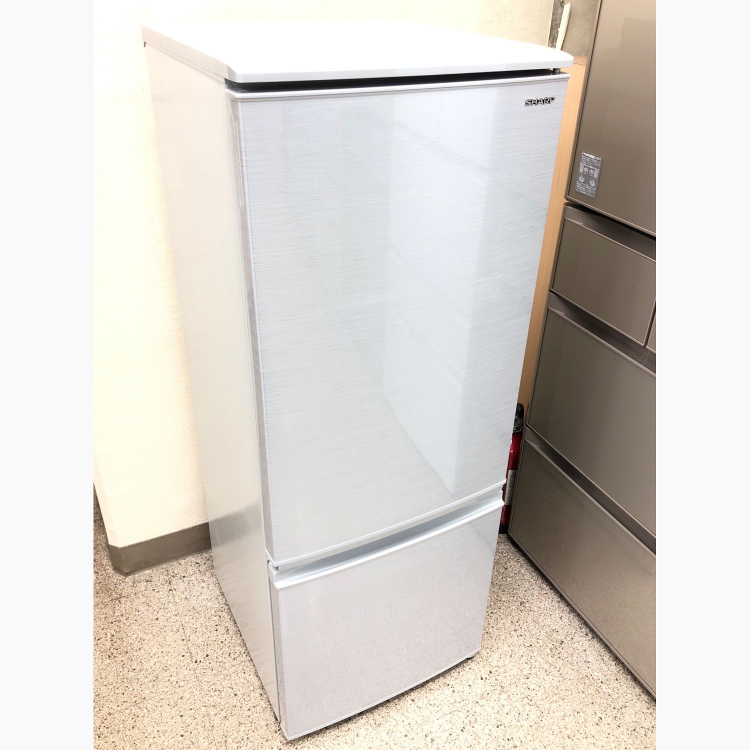 送料設置無料 SHARP ノンフロン冷凍冷蔵庫 SJ-D14E-W SJ-D14E-S 冷蔵庫