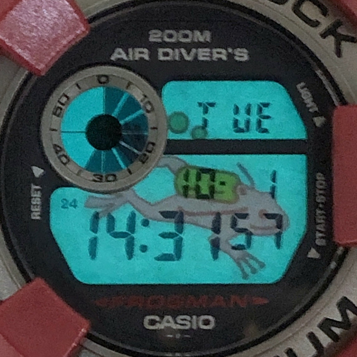 DW-8201GF-4 フロッグマン 赤蛙 パール調メタリックレッド – G-BRIDGES