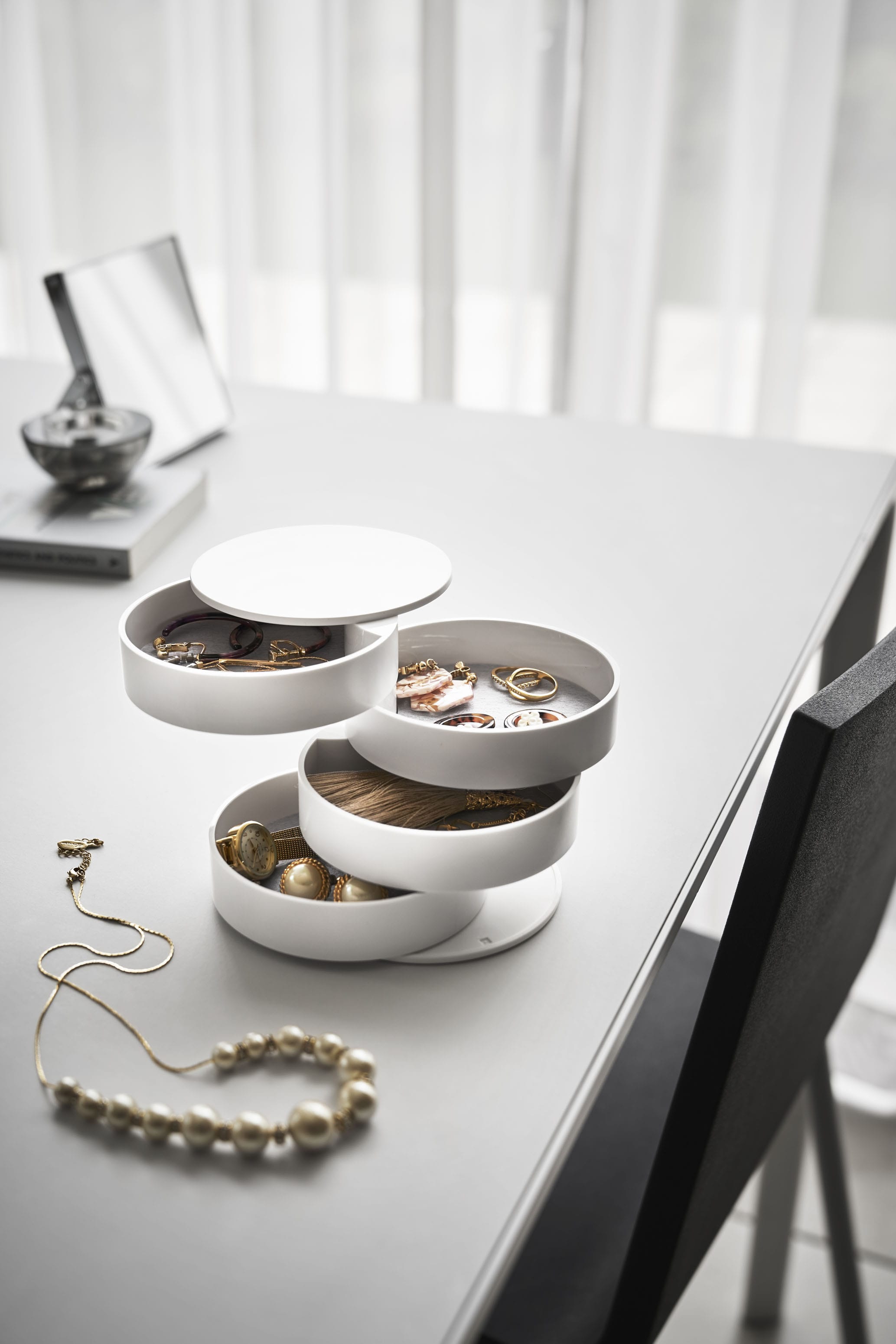 アクセサリートレー 4段 タワー ホワイト(ホワイト): YAMAZAKI｜JAL