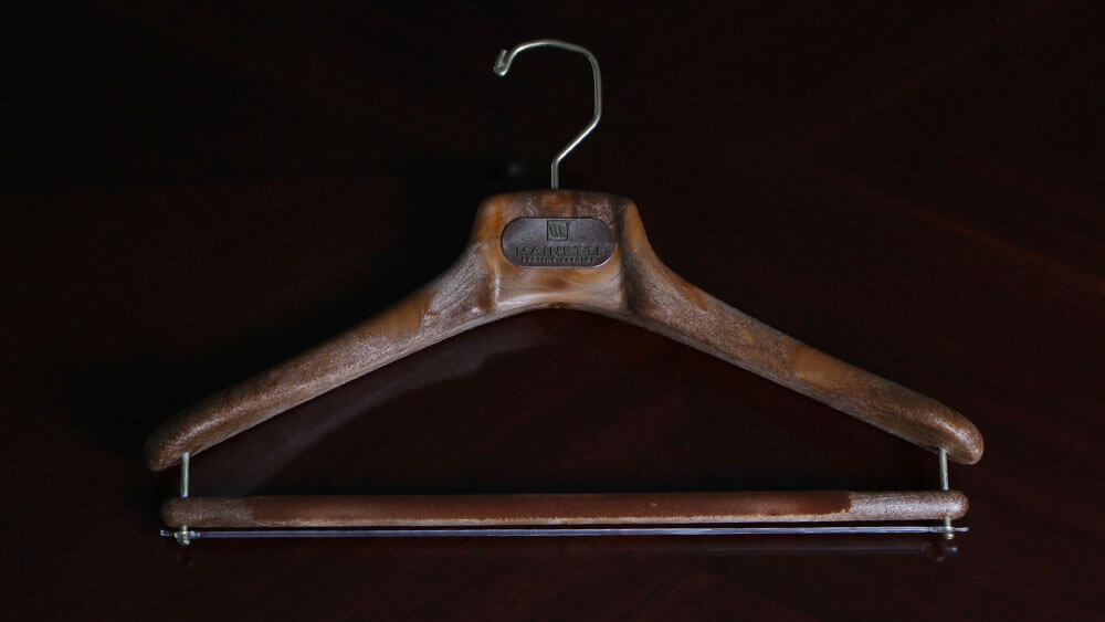 マイネッティ社製 サルトリアーレハンガーの取扱いを始めました - 新