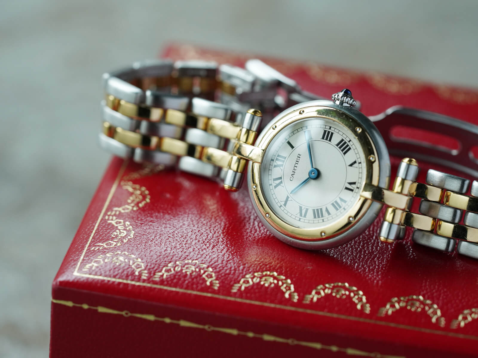 カルティエ/パンテールヴァンドームSM/ホワイトローマンダイヤル/2ロウ