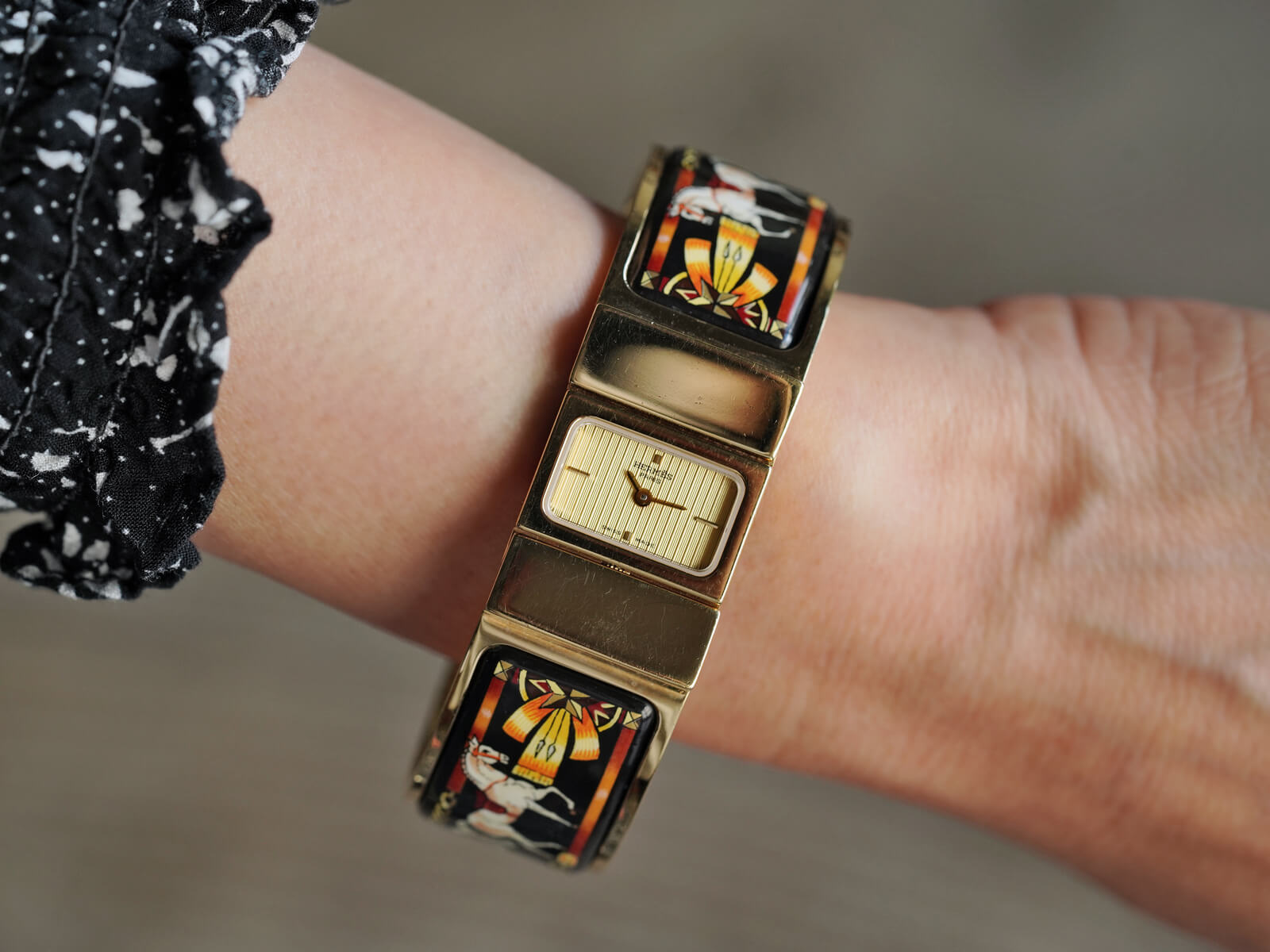 エルメス/バングルウォッチ/ロケ/ゴールドダイヤル/Hermes/Bangle