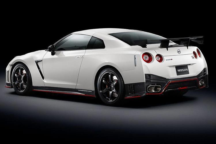 TOKYO MOTOR SHOW: 2013 Nissan GT-R Nismo busts out - carsales.com.au