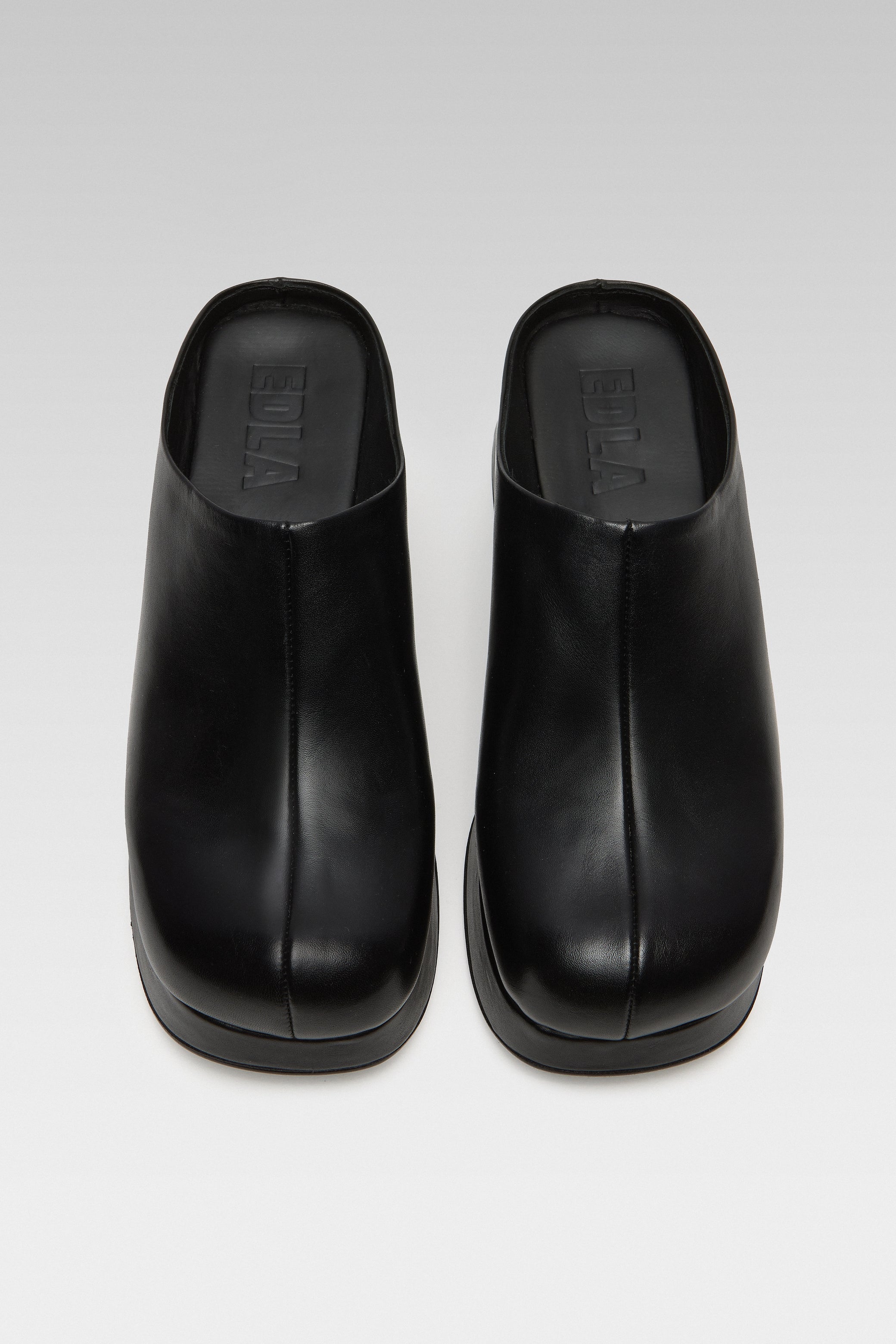 Venus Black Mule * EDLA