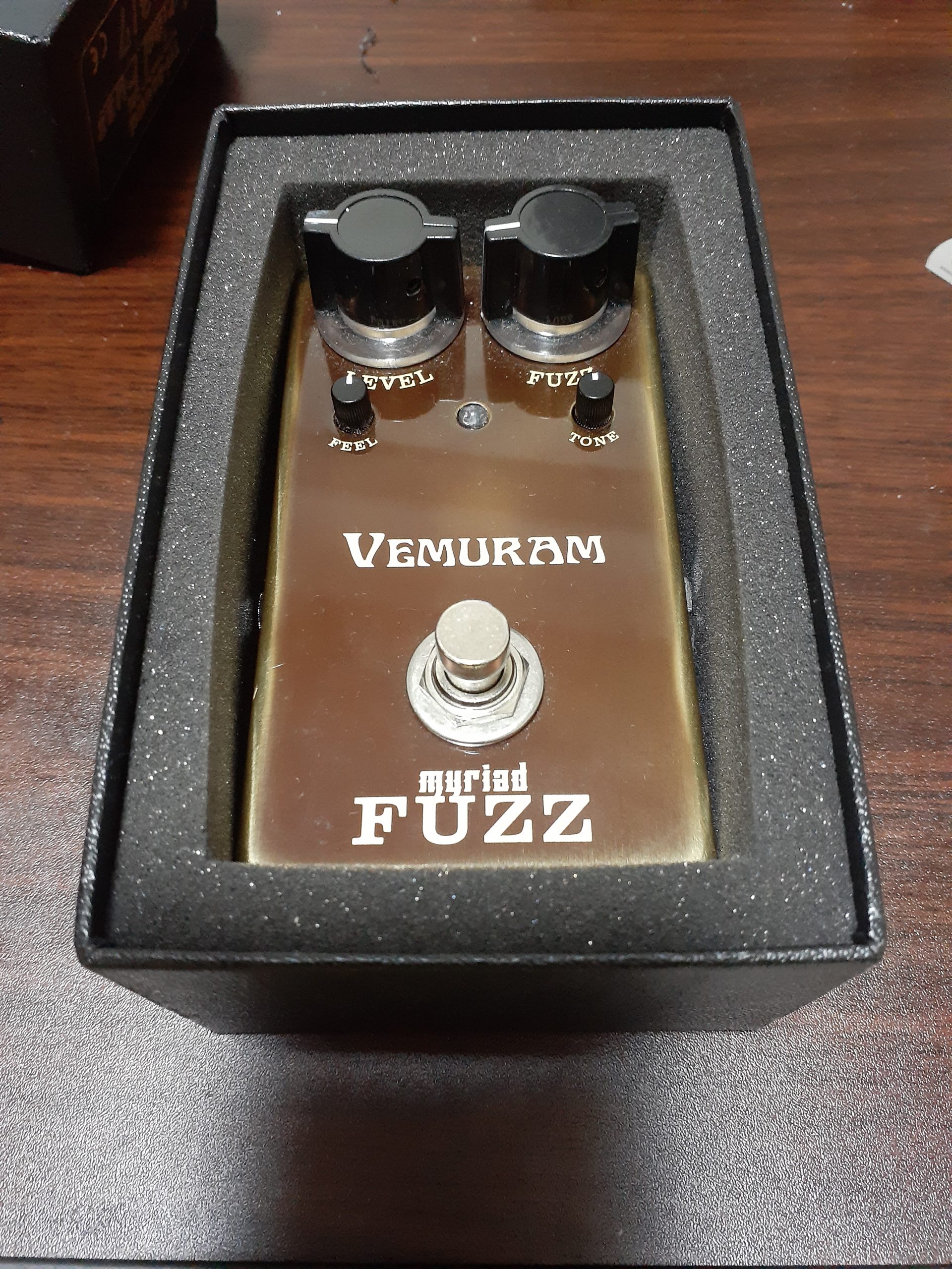 製作日記15 Vemuram myriad Fuzzを回路解析してみた - Effects Factory
