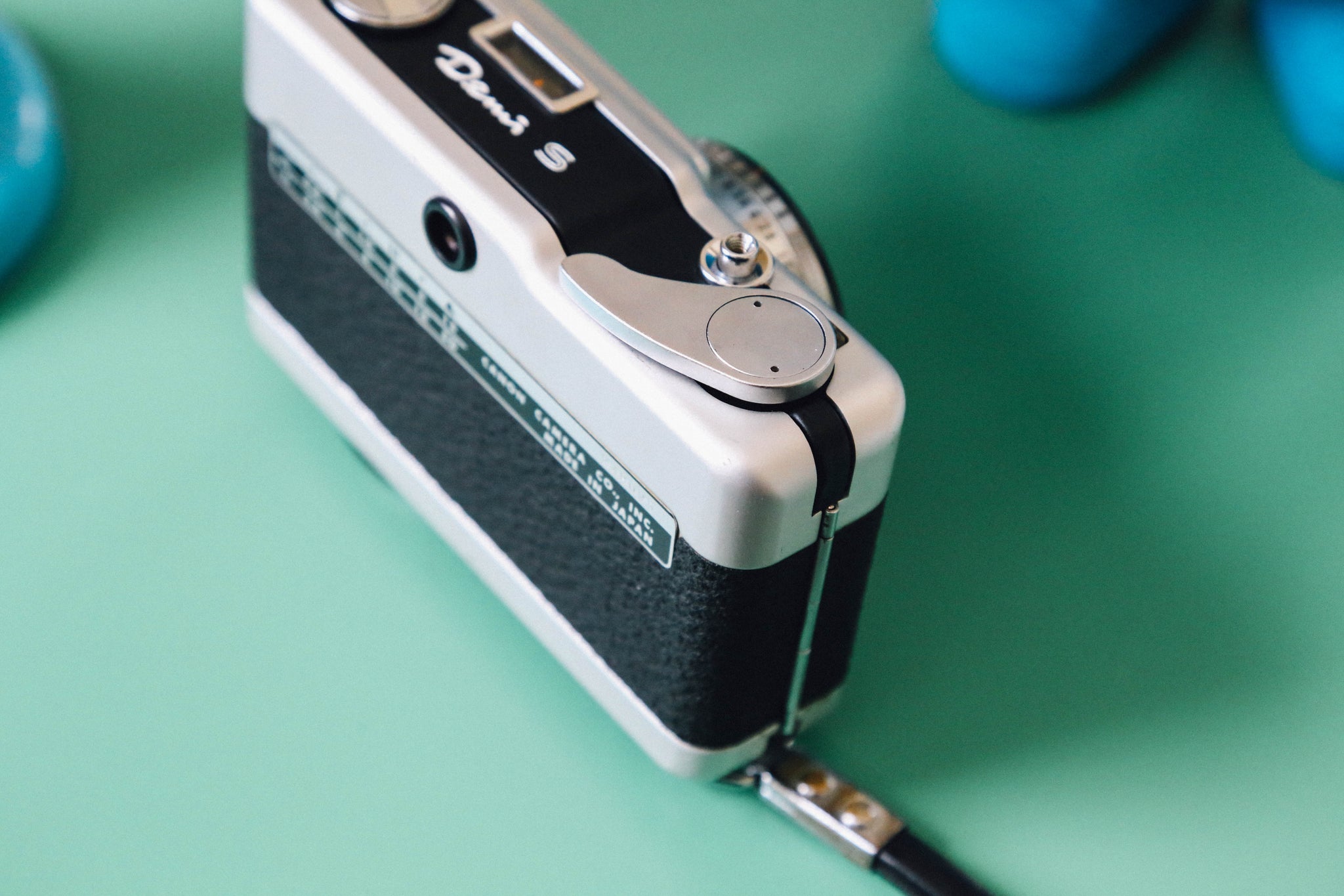 Canon Demi S（キャノン デミS）完動品📷軽量ハーフカメラでたっぷり