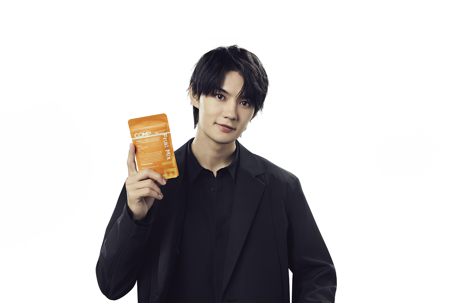 佐野勇斗がコスパ・タイパ抜群の完全食型スマートフード『COMP(コンプ