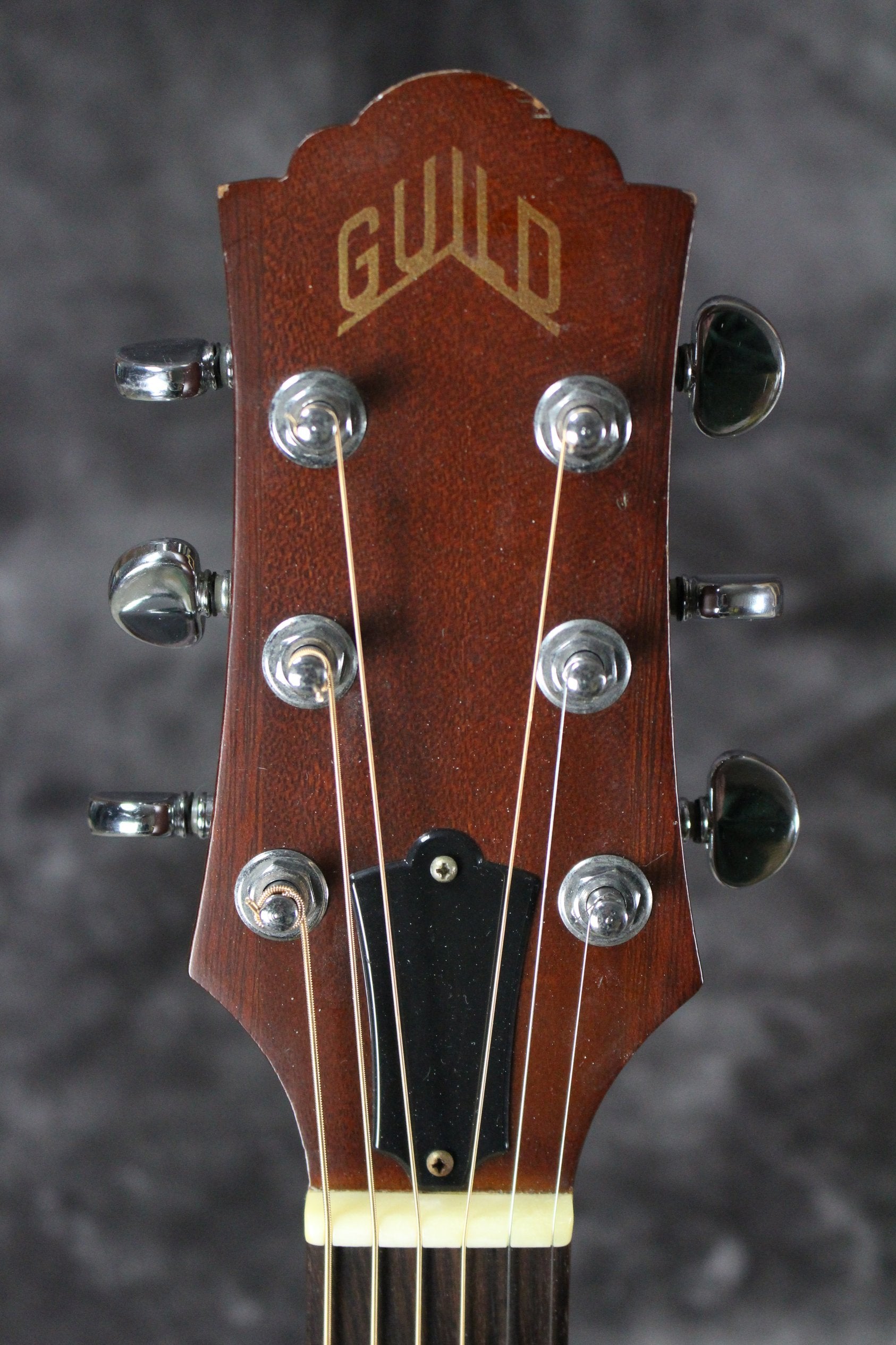 1993 Guild D4 NT – Empire Guitars