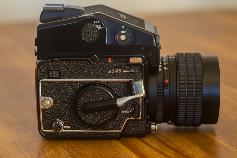 Camera review: Mamiya 645 1000S - EMULSIVE