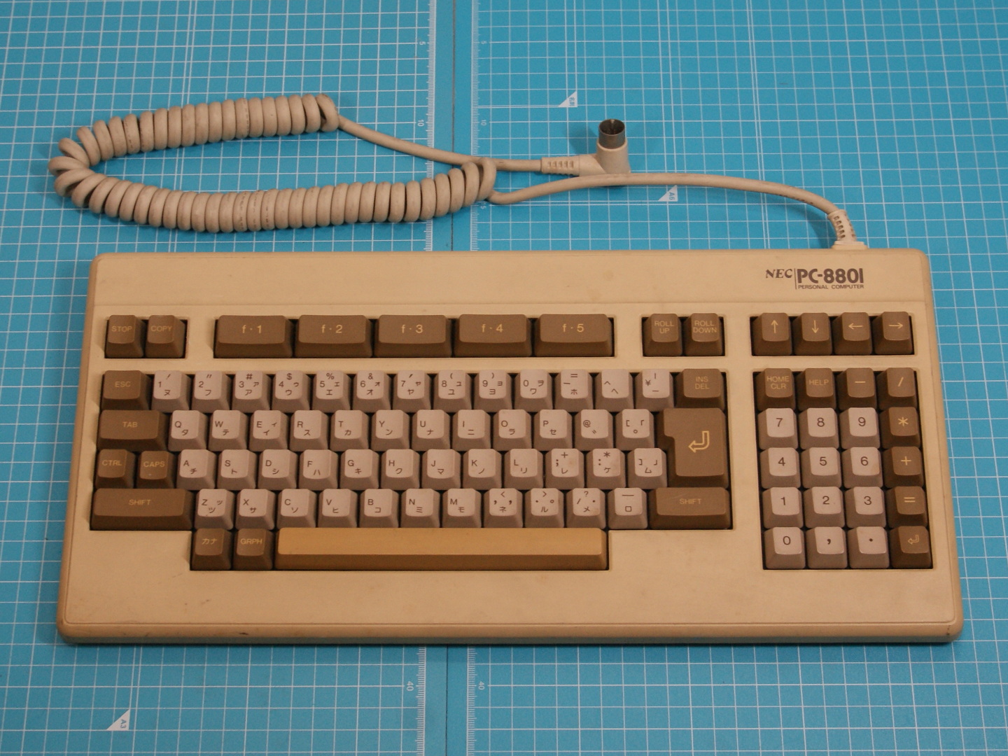 PC-8801mk2用のキーボード | Electrelic
