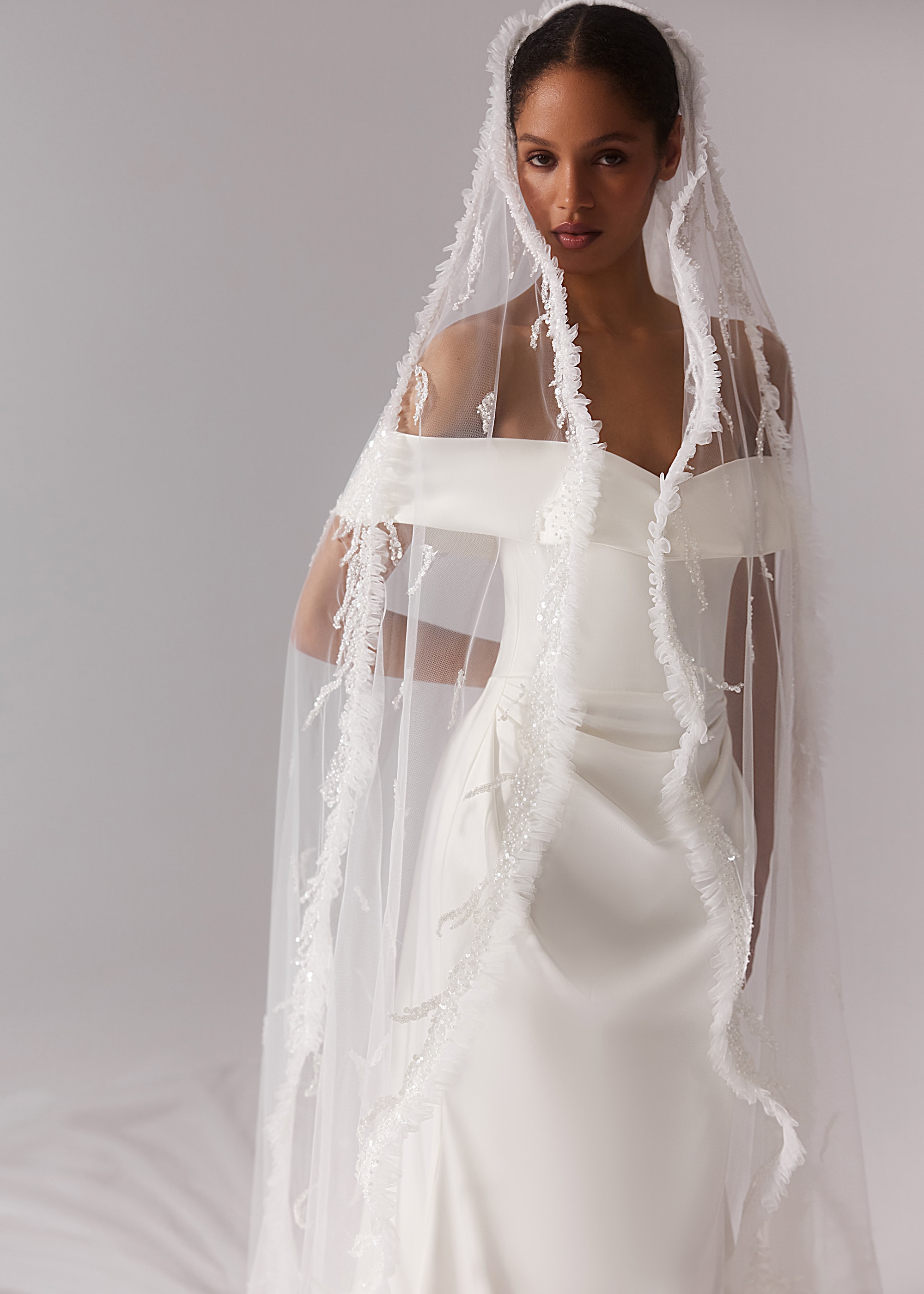 Veil Veil MR-001 buy wholesale from manufactorer - Elena Morar