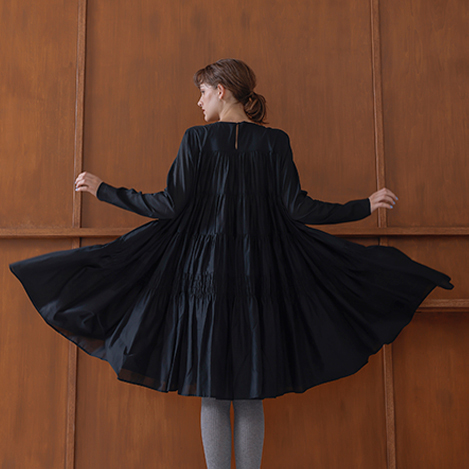 Merlette(マーレット)｜BYWARD ギャザースリーブ ティアードドレス