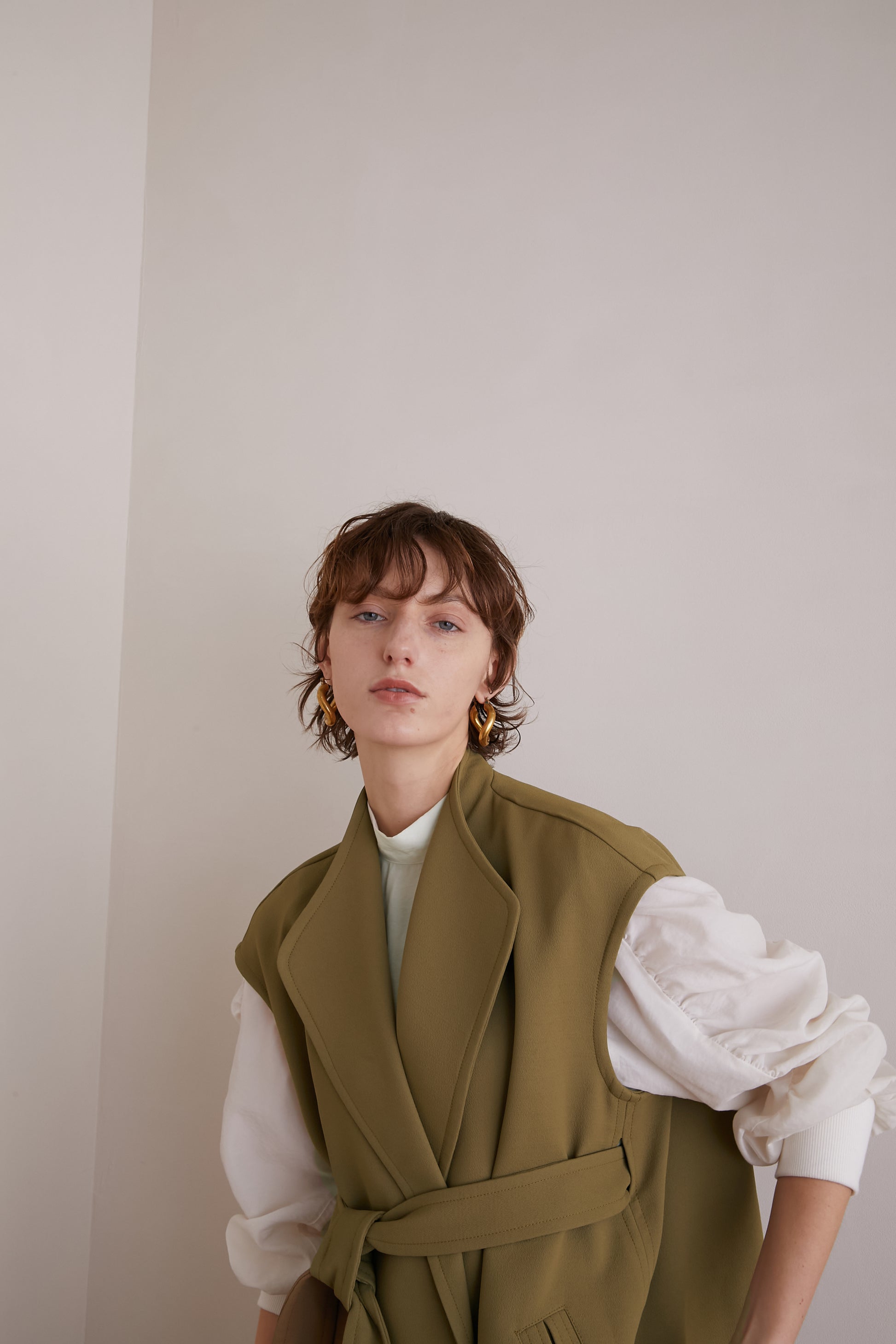 スリーブレスコート【BEIGE】 – ELLIE