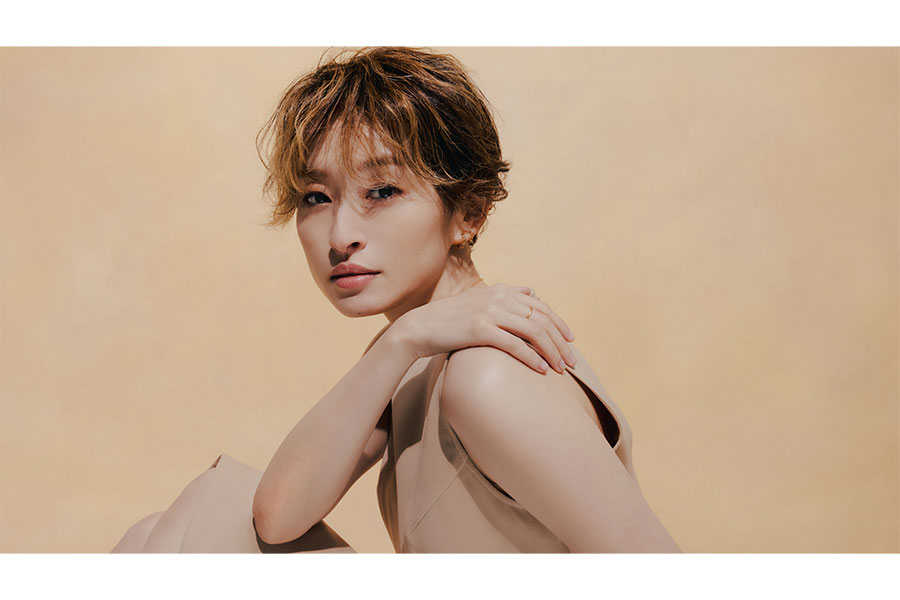 島袋寛子、「hiro」名義で約15年ぶりとなる新曲をリリース SPEEDは