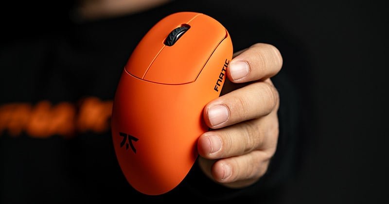 オレンジカラーが◎】Fnatic Gearから4Kドングルを標準同梱した