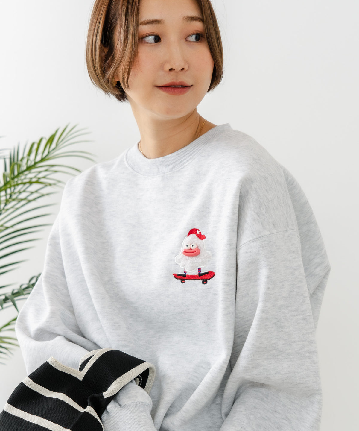 C-FORT POINT/フォートポイント】オバケスケボー 刺繍トレーナー