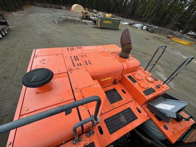 Hitachi ZX670 LC-5B | S039 | Home | The Yukon Way | 867-689-0835
