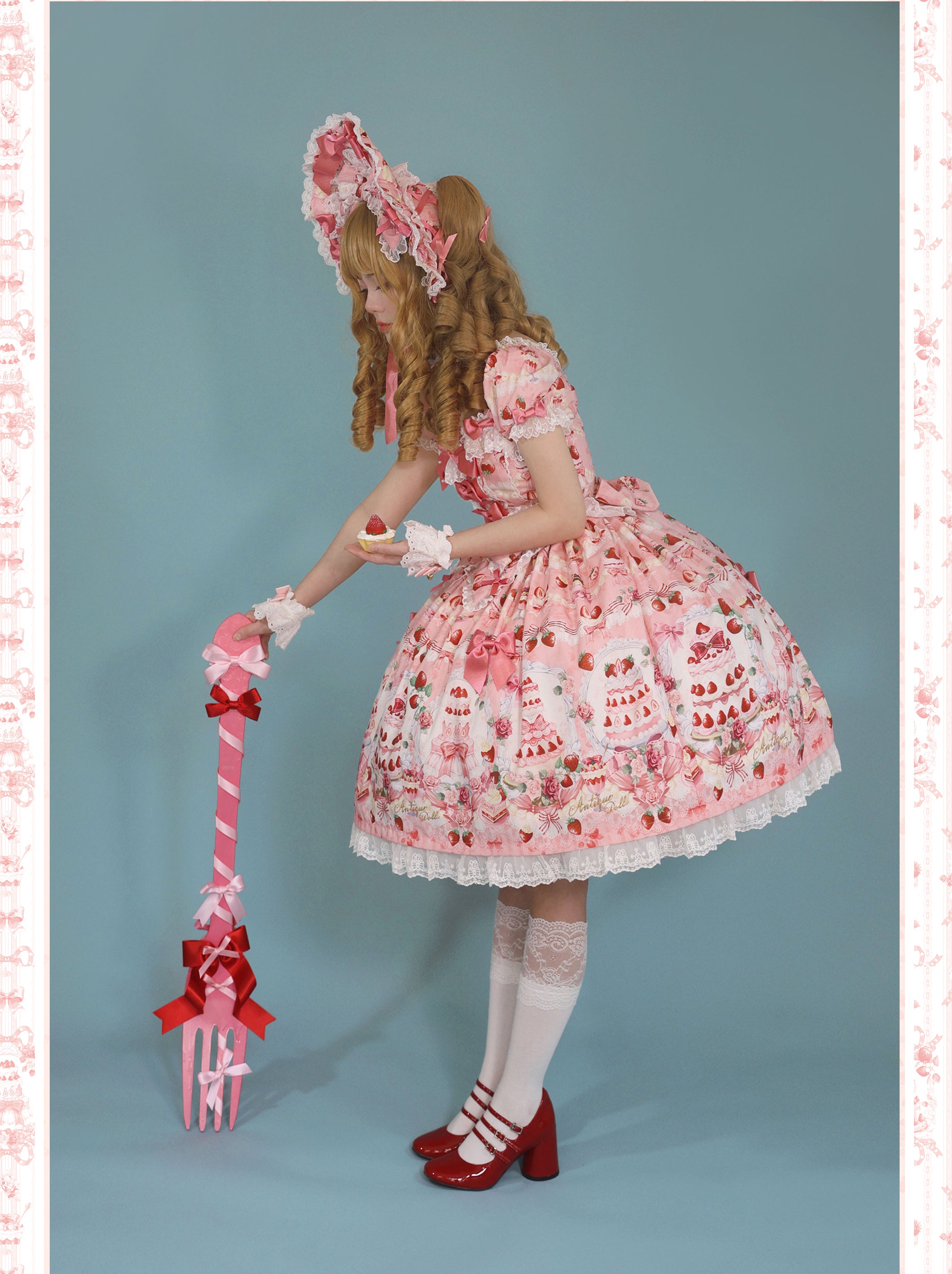 Strawberry Cake Bouquet ワンピース【AntiqueDoll】 – Epetice