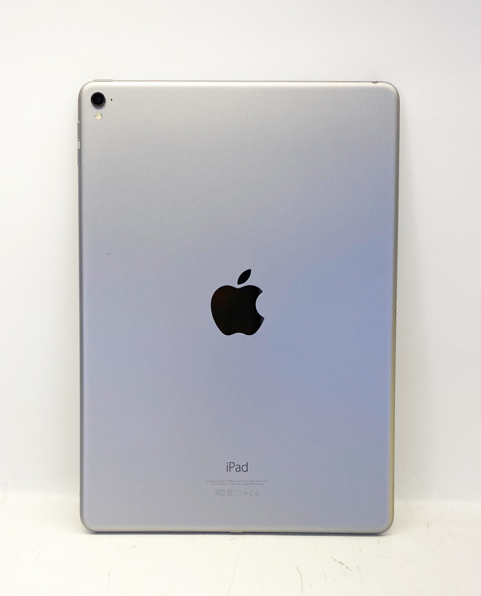 Apple iPad Pro 1st Gen A1673 9.7