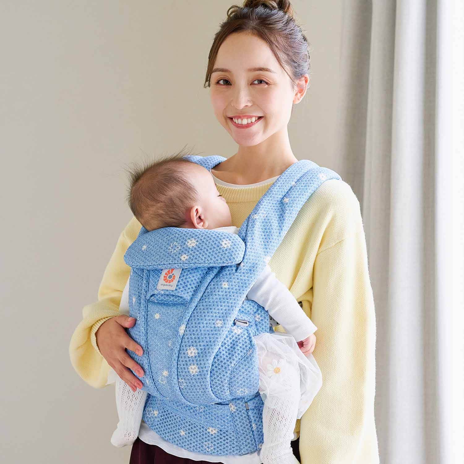 OMNI Deluxe (オムニデラックス) ブルーデイジー | エルゴベビー