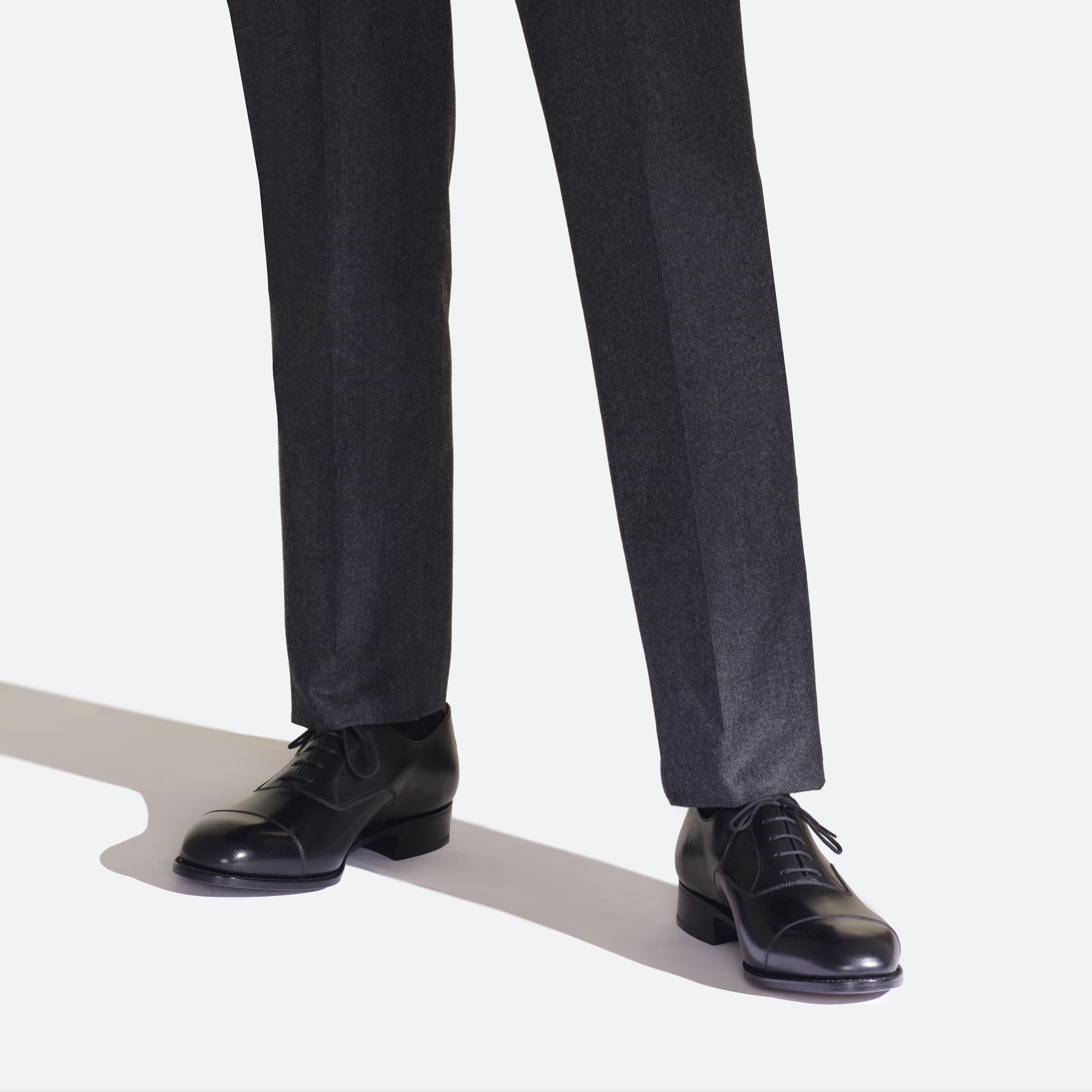 Men's Cap Toe Oxford ShoeBlack Leather – J.M. Weston