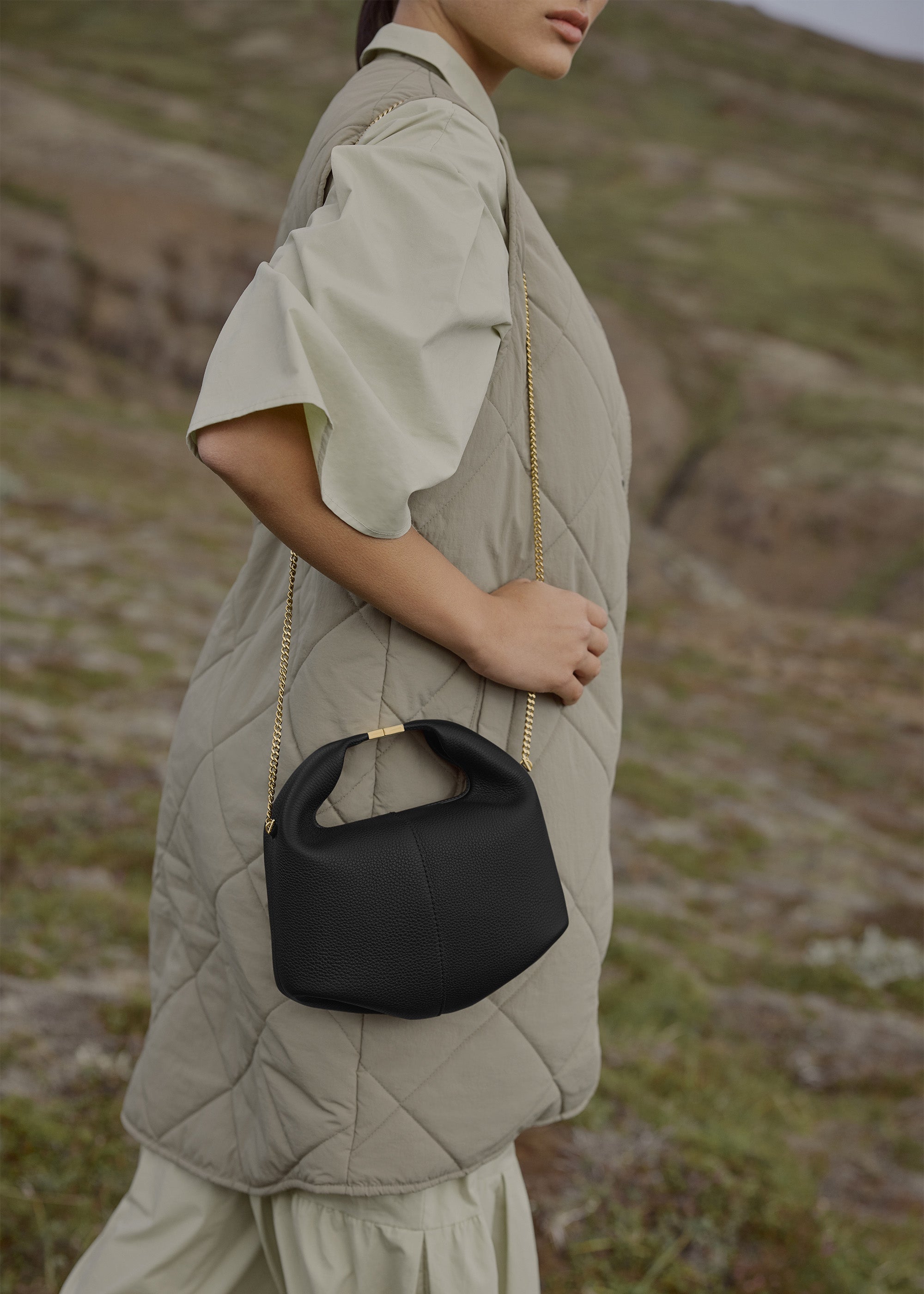 Polène | Bag - Béri Chain - Textured Black – Polène EU