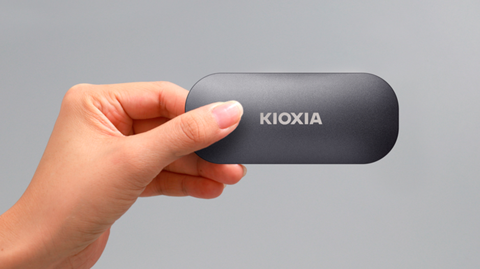EXCERIA PLUS Portable SSD | KIOXIA - Europe (English)